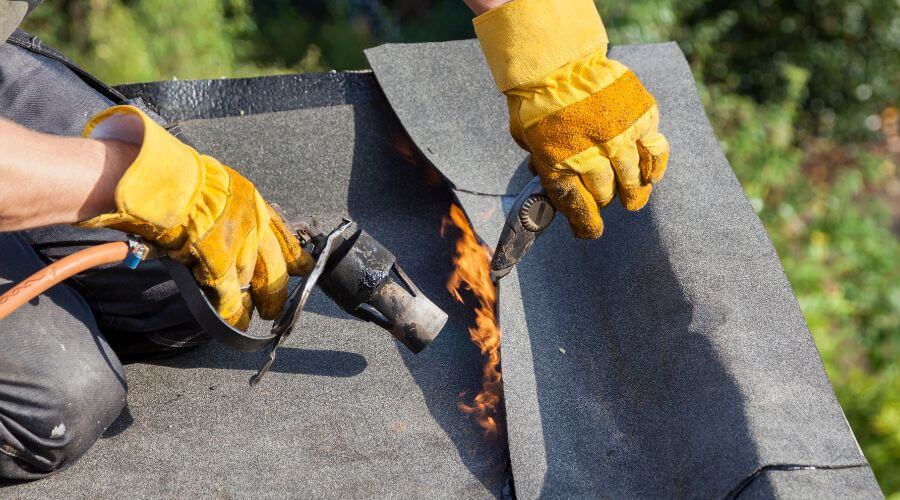 Professional residential roofers in Lower Peach Tree, AL